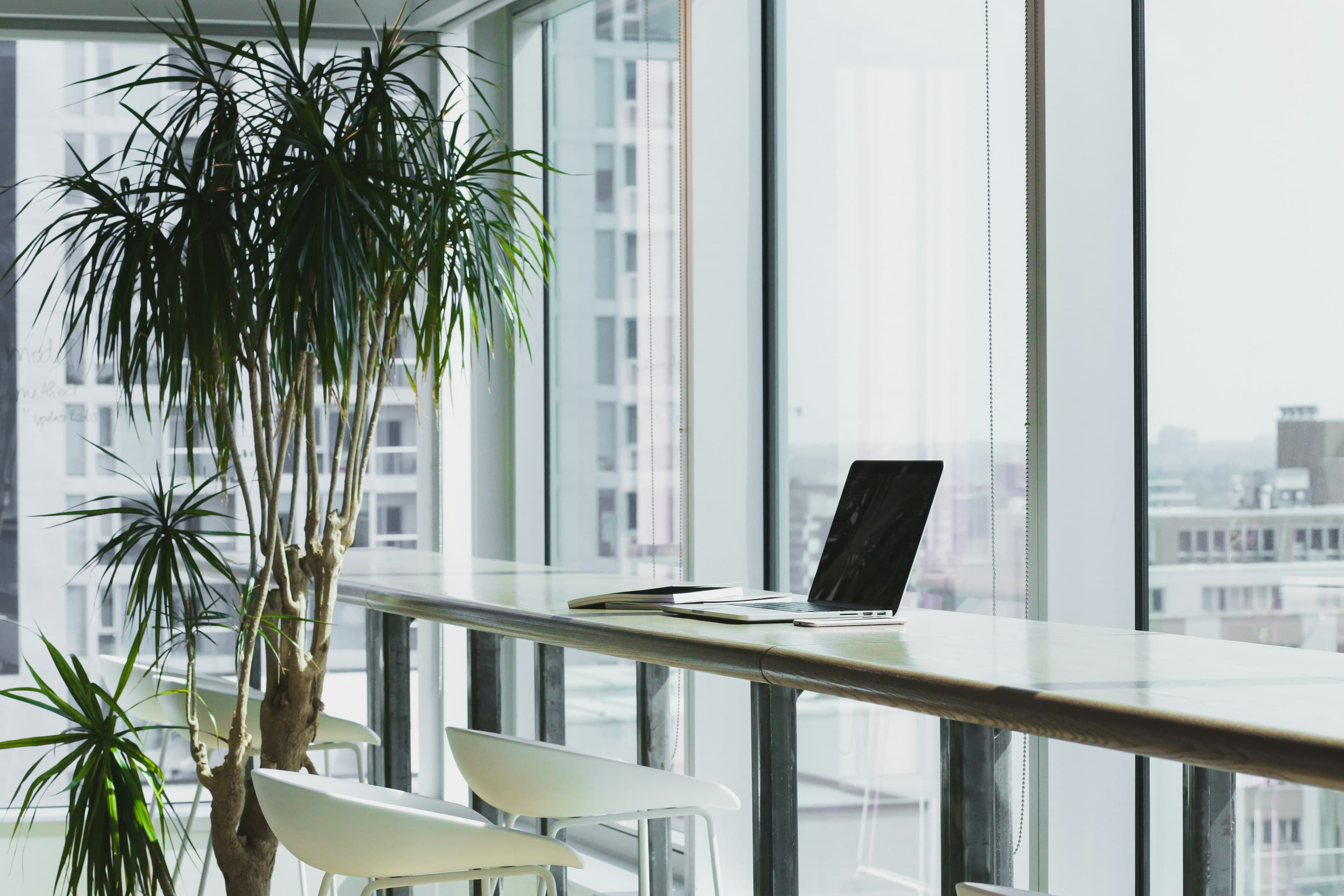 Bureau moderne, espace de travail digital